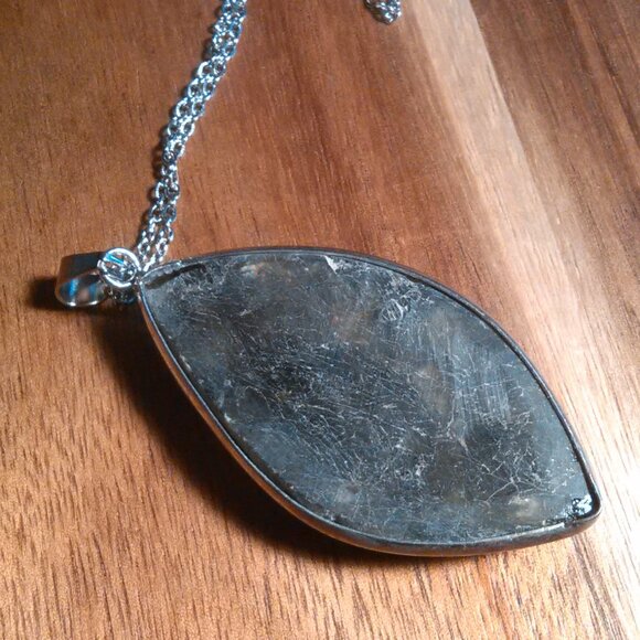 Malagasy Labradorite Stainless Steel Pendant Necklace - Picture 5 of 15